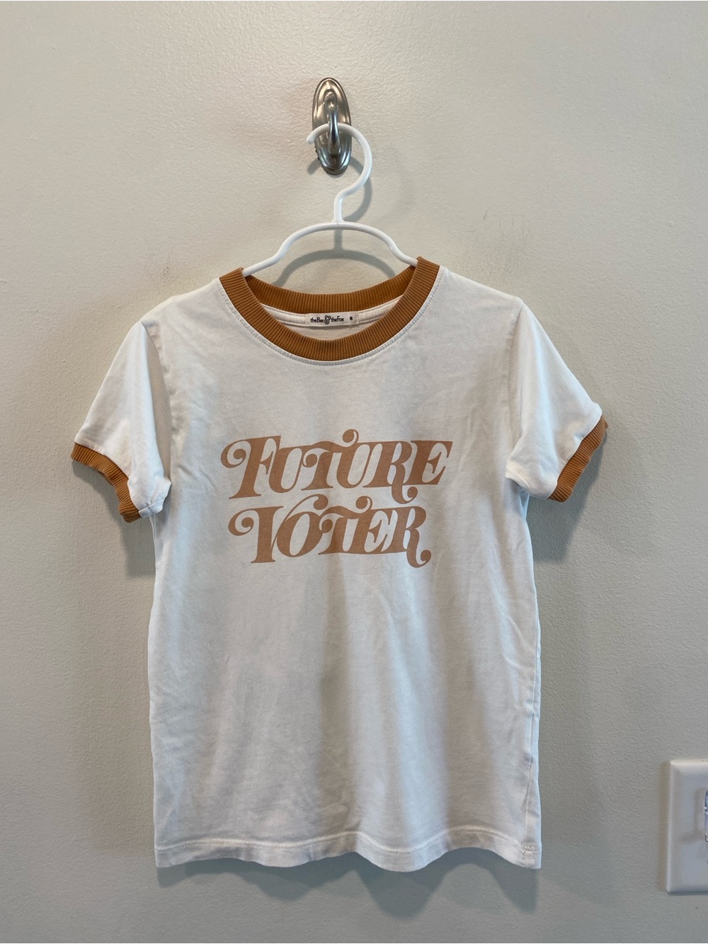The bee & the fox kids future voter ringer tee size 8 short sleeve 100% cotton